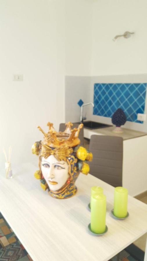 Casa Vacanza Cundari Кастельмола Екстер'єр фото